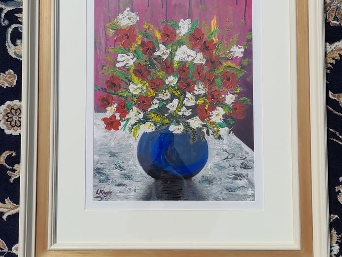 UNKNOWN BLUE FLOWER POT