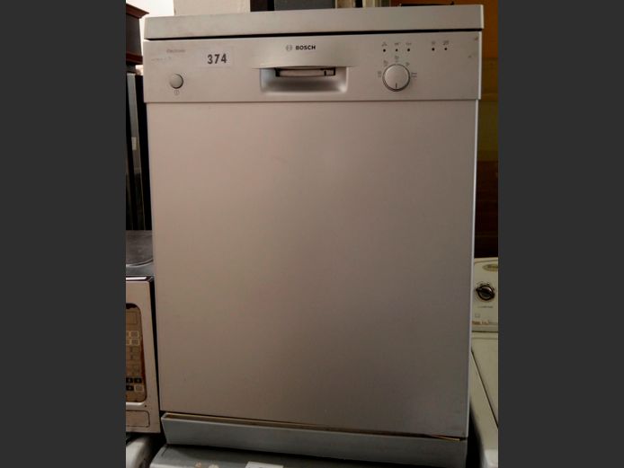 BOSCH METALLIC FINISH DISHWASHER [Switches on, untested further]