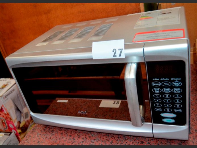 AIM SILVER ELECTRONIC MICROWAVE [Switches on, faulty]