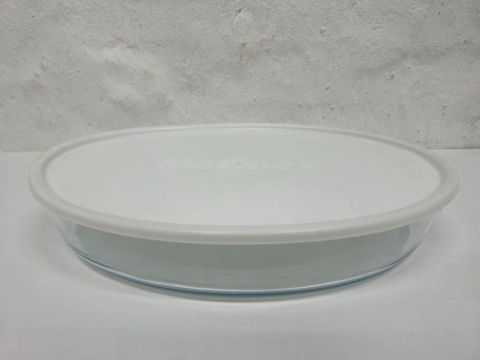 Marinex Oval Glass Baking Casserole Dish With Plastic Lid