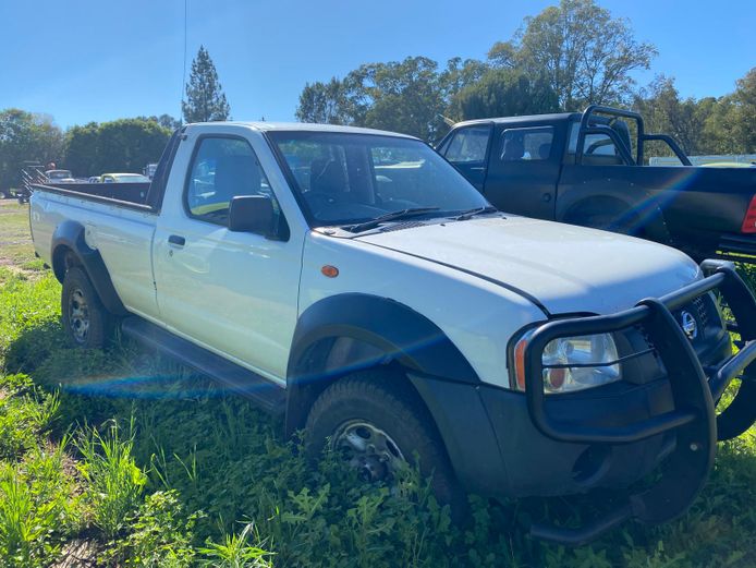 Nissan NP300 2.4 4x4