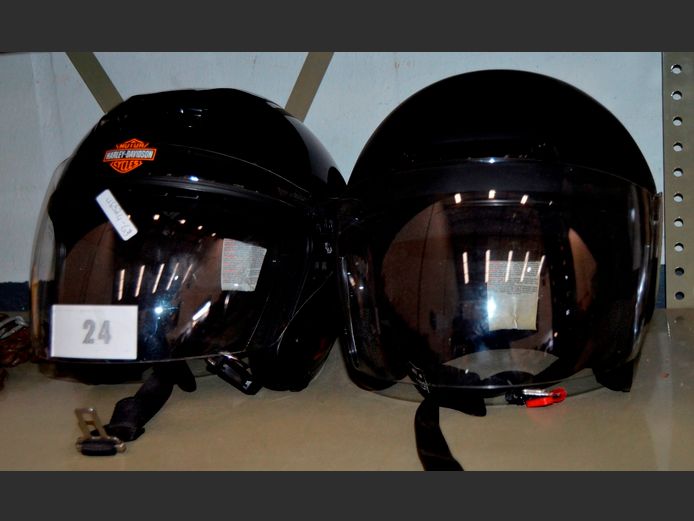 HARLEY DAVIDSON: 2 x HELMETS