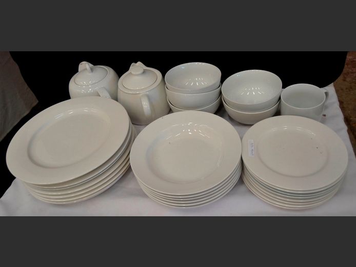 MAXWELL & WILLIAMS DINNER PLATES, SIDE PLATES, TEAPOTS, etc