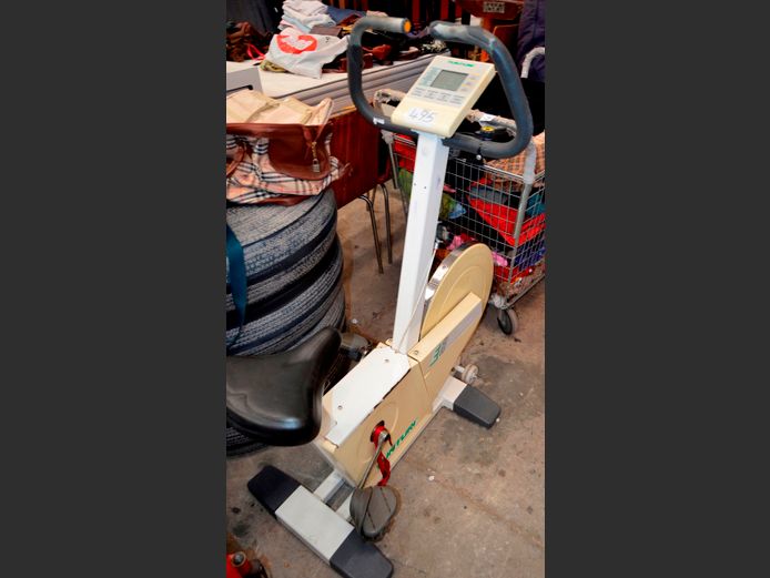 TUNTURI EXERCISE BICYCLE [Untested]