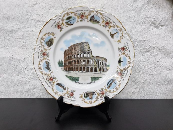 Lorenz Hutschenreuther Porcelain "Souvenir Italy" Decorative Cabinet Plate