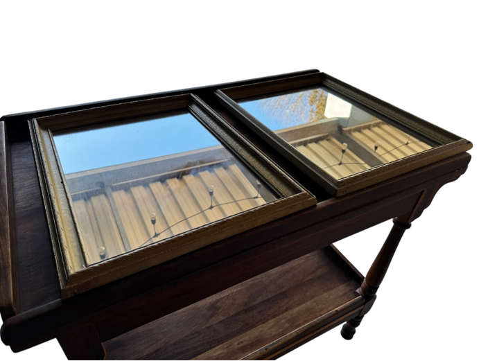Pair of Gold Framed Decorative Wall Mirrors (48 × 38 cm)