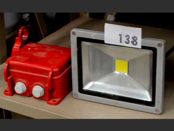 MCE ELECTRIC FIRE SWITCH & A FLOODLIGHT [Untested]