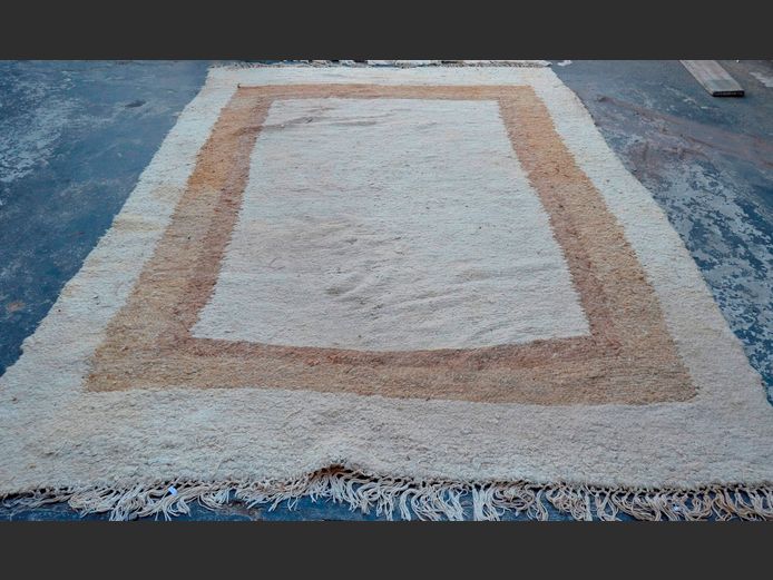 BROWN & CREAM WOOL CARPET, 353 x 256cm