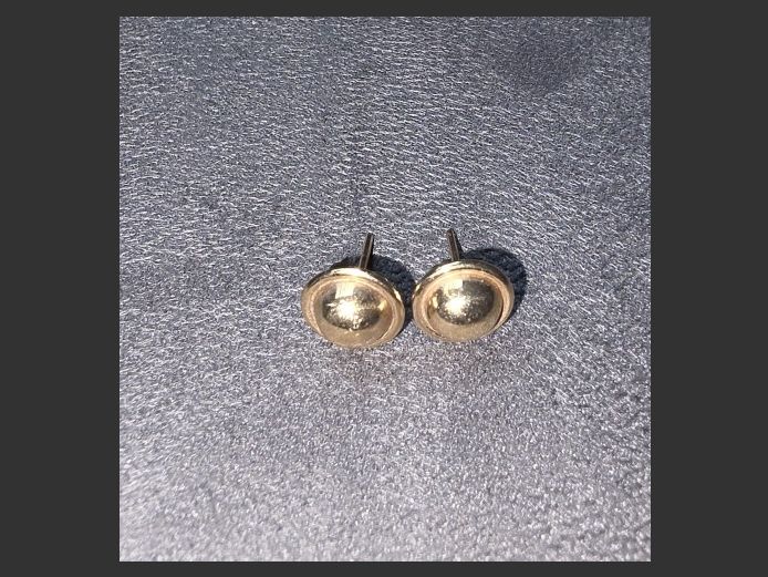 9CT GOLD DOME STUD EARRINGS 2.3g
