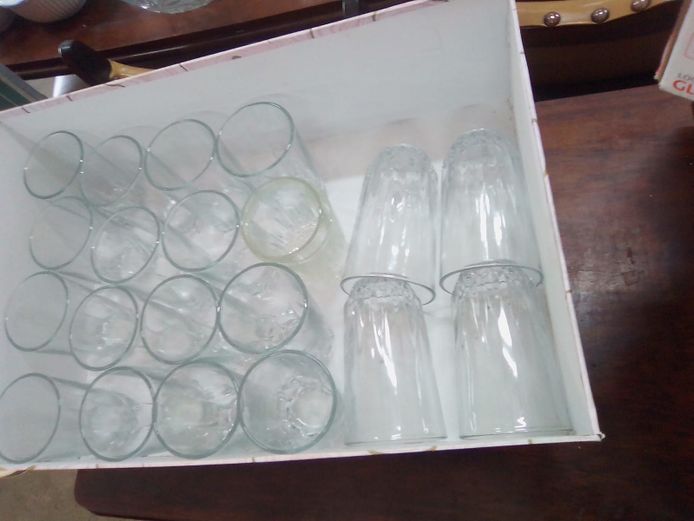 Hi-ball drinking glasses