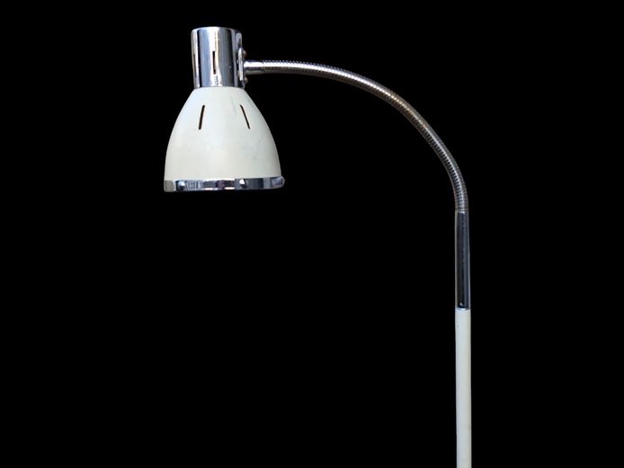 Mid-Century Style Off-White and Chrome Gooseneck Task Floor Lamp