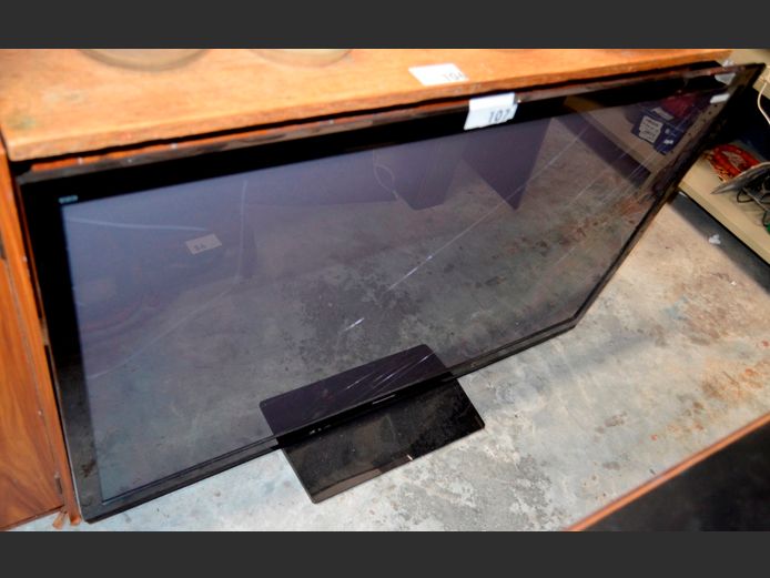 PANASONIC 50" PLASMA TV [Untested, Damaged] ### LICENCE PLEASE ###