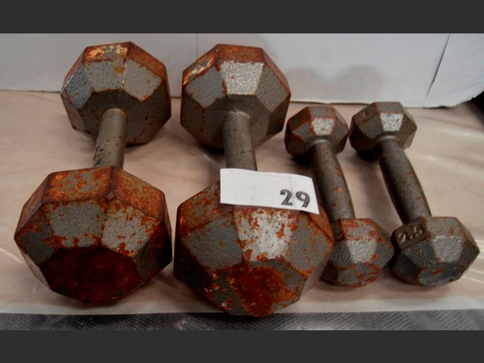 LOT: 2 x PAIRS DUMBBELLS [Rusty]
