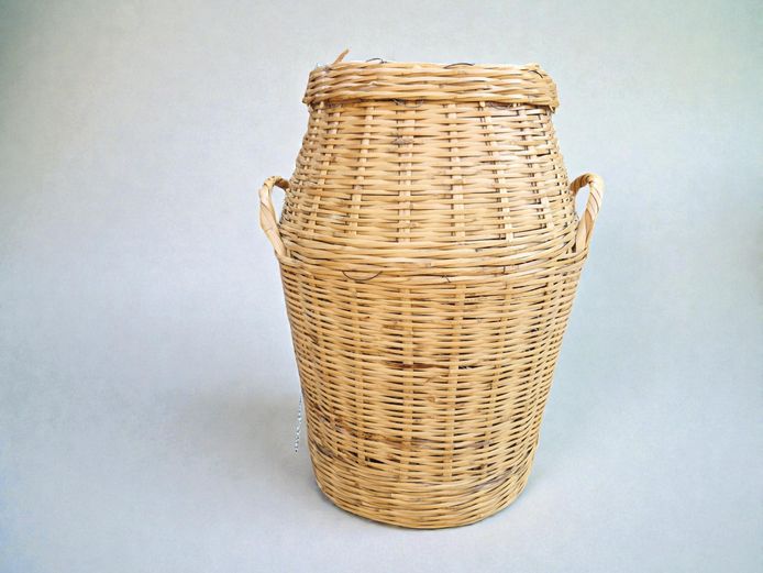 Woven Wicker Laundry Basket with Lid
