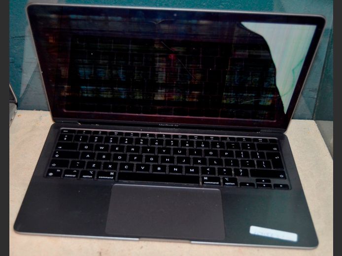 MACBOOK AIR 13" (A2337) [Untested]