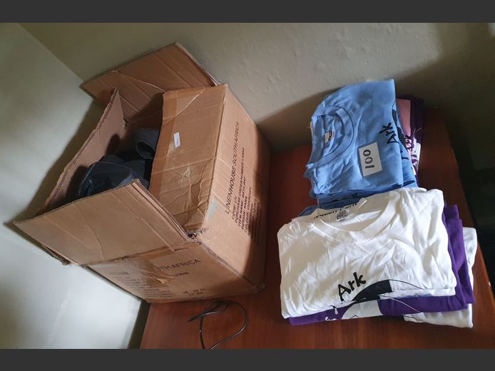 VARIOUS SIZES NOAH'S ARK T-SHIRTS