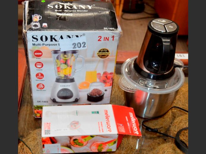 TESKA MEAT GRINDER, MULTI-PURPOSE BLENDER, etc [Switch on, untested further]