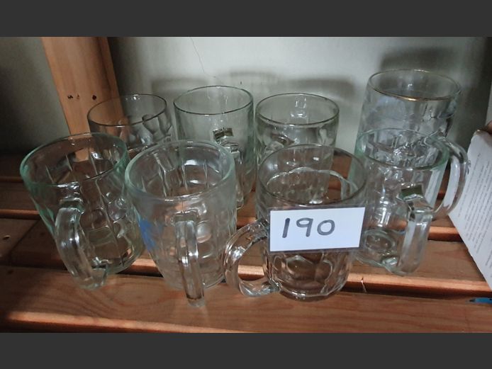 LOT: GLASS BEER MUGS