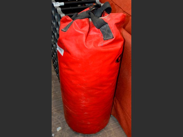 FREESPORT PUNCHING BAG, 85cm high