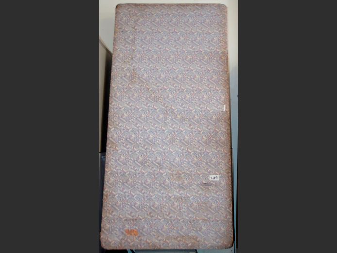 SINGLE BED BASE ONLY [No mattress]