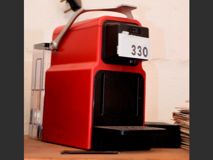 CAFFE-LUX PICCOLO COFFEE MACHINE [Switches on, untested further]