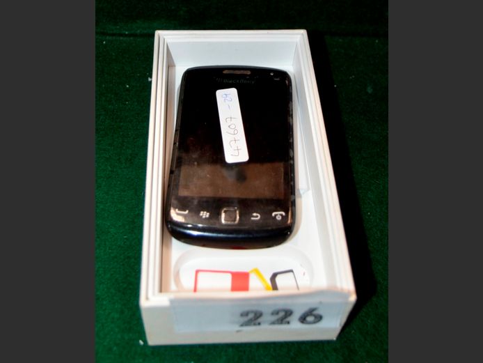 BLACKBERRY CURVE CELLPHONE [Untested, no charger]