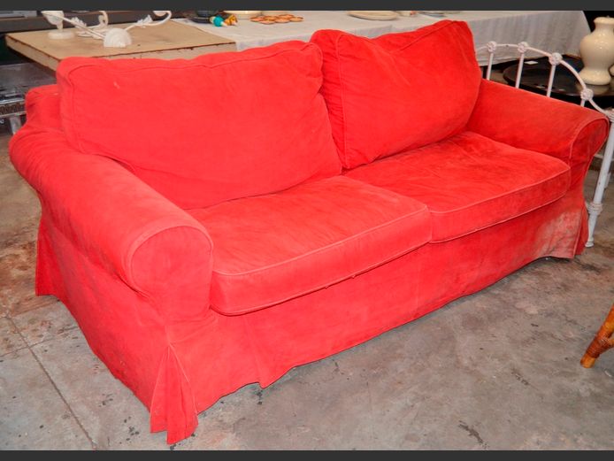 RED UPHOLSTERED 2-SEATER SLEEPER COUCH WITH CUSHIONS, 200 x 92cm [Needs a clean]