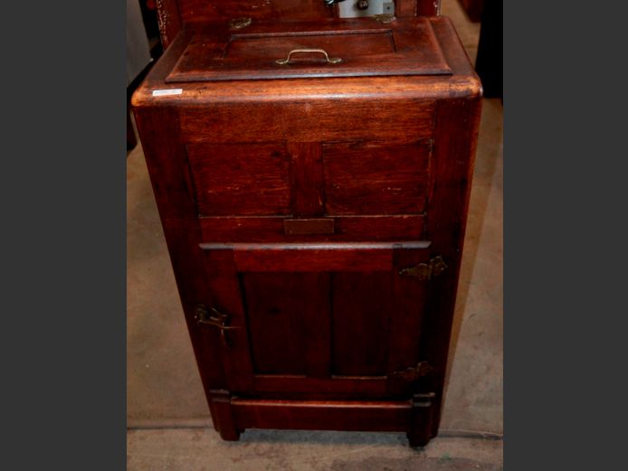 ANTIQUE OAK ENCASED FRIDGE, 55 x 36 x 93cm