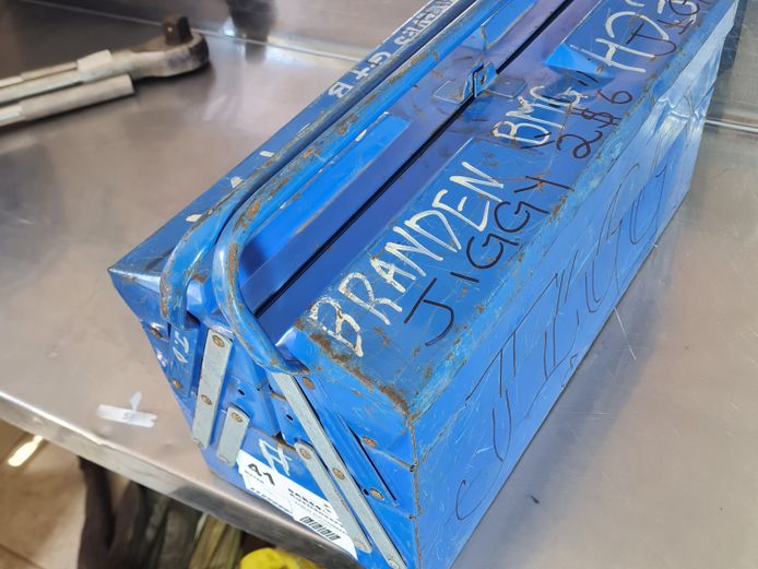TOOLBOX WITH TOOLS
