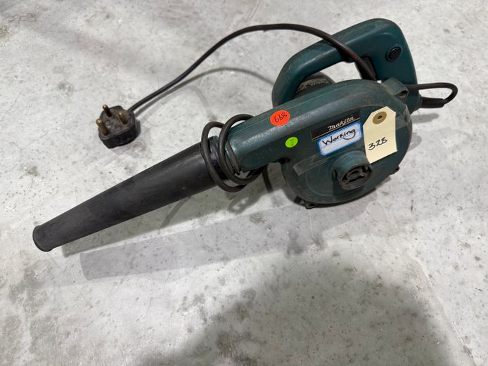 Makita Electric Blower 