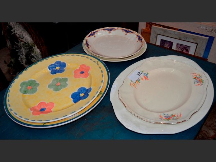 ROYAL WENTONWARE, GRINDLEY, ALFRED MEAKIN & OTHERS: PLATTERS
