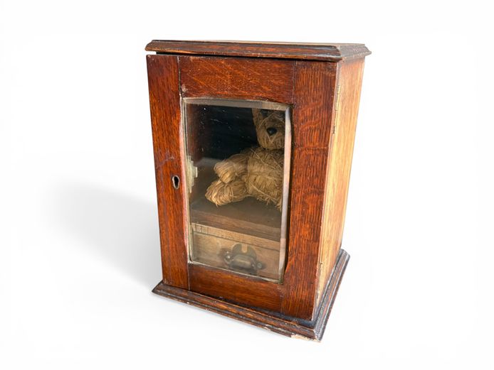 Decorative ornamental wooden cabinet