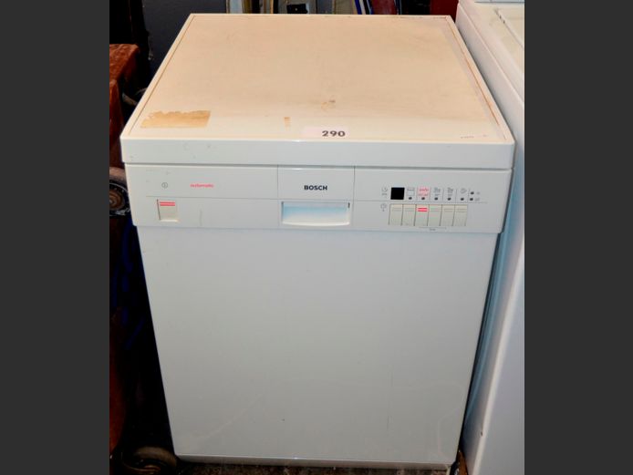 BOSCH DISHWASHER [Switches on]