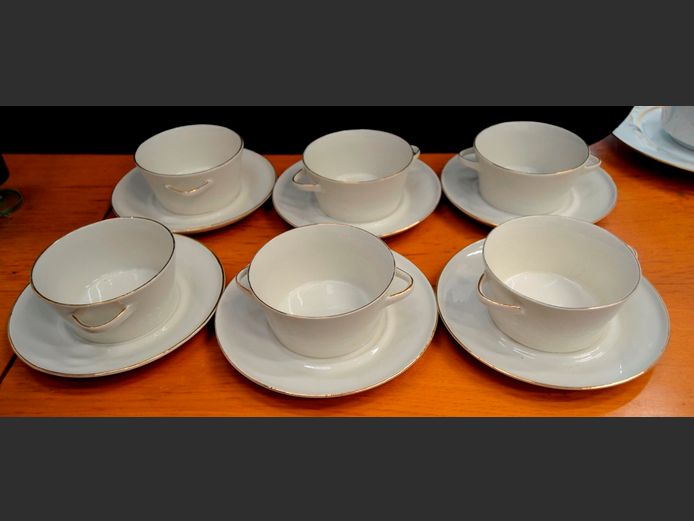 SET OF 6 CONSTANTIA SOUP BOWLS WITH SAUCERS