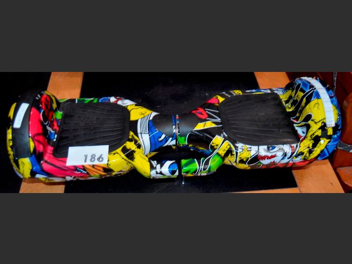 6.5" HOVERBOARD [Switches on, faulty, no charger]