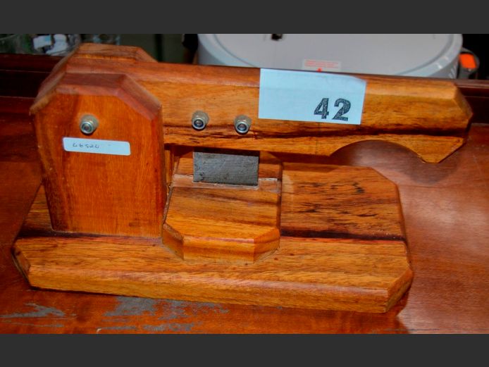 WOODEN BILTONG SLICER