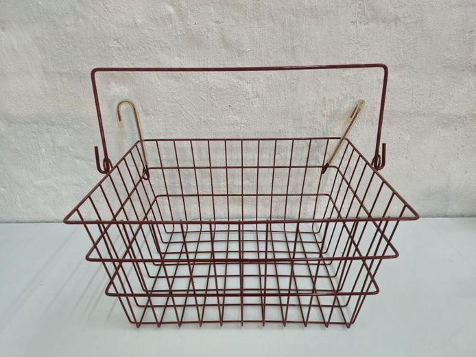 Metal Wire Hanging Storage Basket with Handle