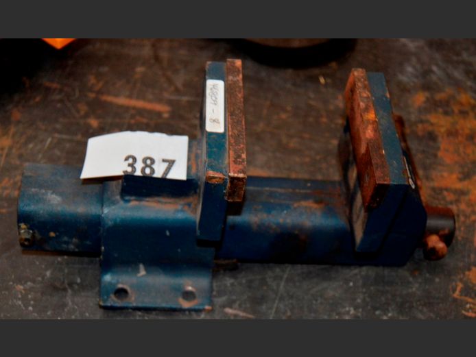SMALL BENCH VICE
