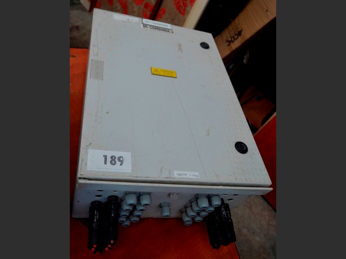 DC COMBINER BOX, 35 x 21 x 50cm [Untested]