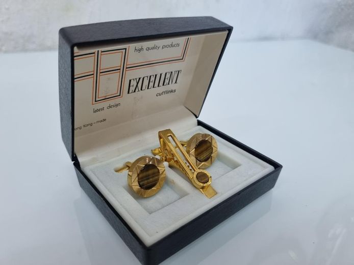 Mid-Century Hong Kong Made Tiger's Eye Cufflink Boxed Set