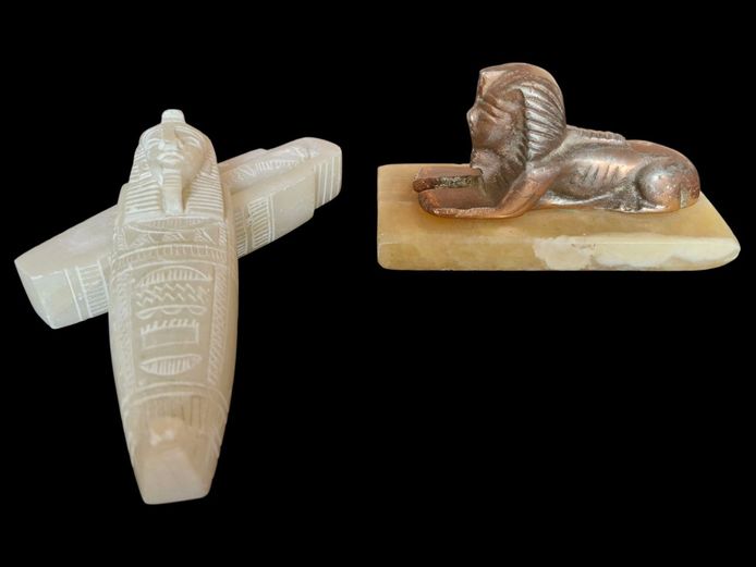 Vintage Egyptian Décor