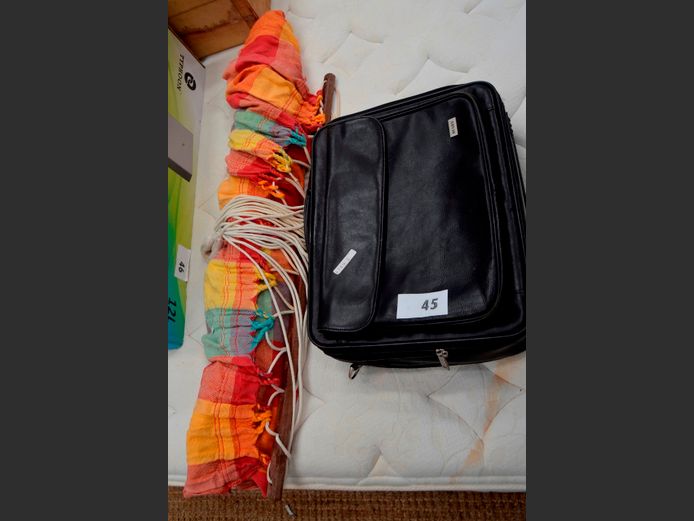 BUSBY BLACK LEATHER LAPTOP BAG & A HAMMOCK [2,3]