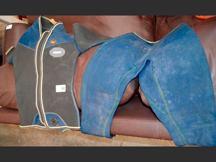 RHINO HORN 2-PIECE WETSUIT [Needs a clean]