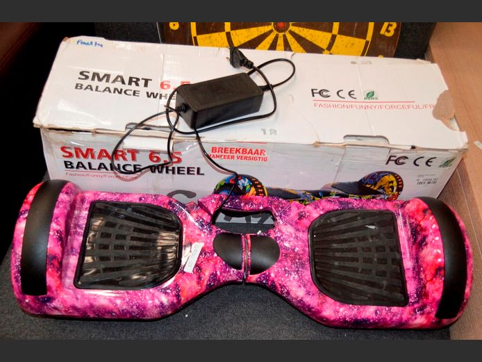 6.5" HOVERBOARD [Switches on, untested further]