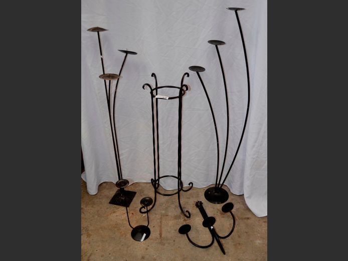 LOT: 4 x WROUGHT IRON CANDLE STANDS & A PLANT STAND