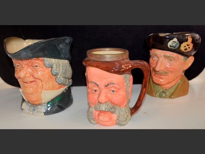 ROYAL DOULTON & LANCASTER CHARACTER MUGS [Damage to 1]