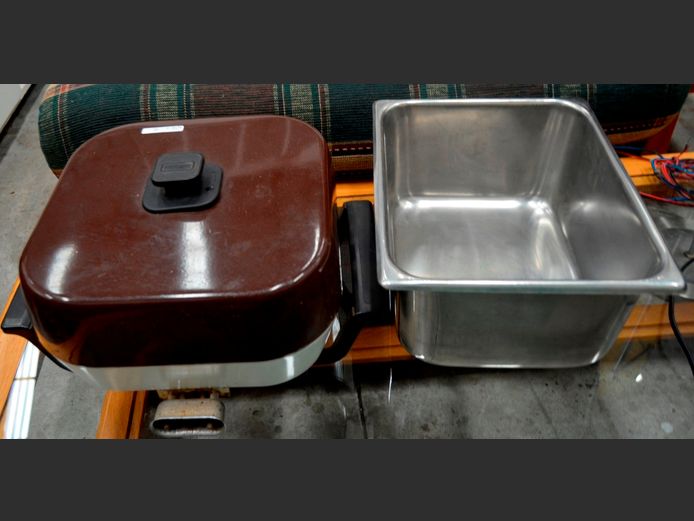 STAINLESS STEEL BAIN-MARIE INSERT & AN ELECTRIC FRYING PAN [Switches on, untested further]
