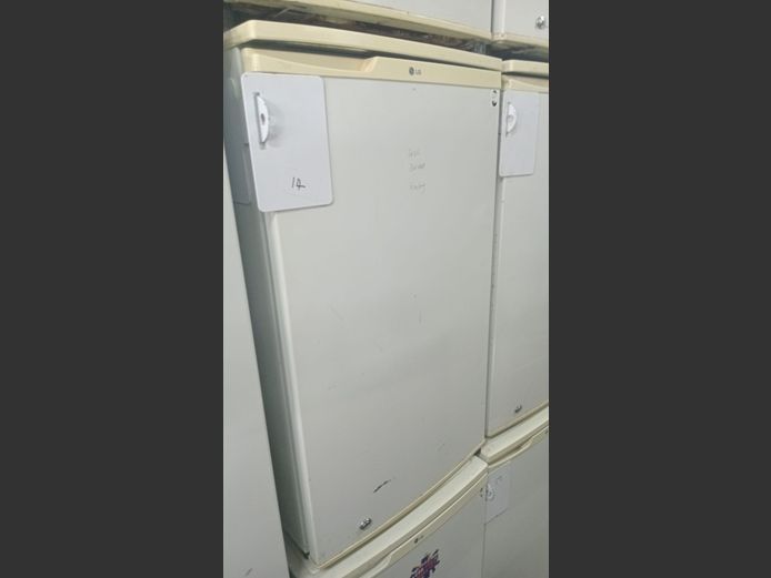 LG Bar Fridge - Tested