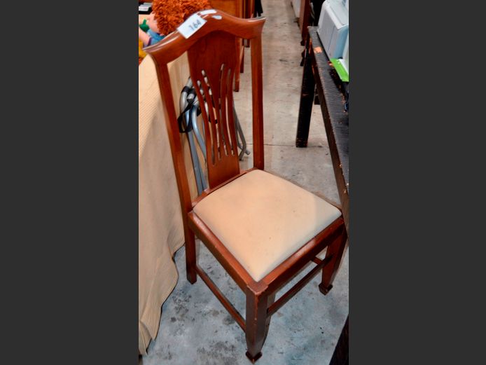 MAHOGANY DINING CHAIR WITH BEIGE UPHOLSTERED SEAT