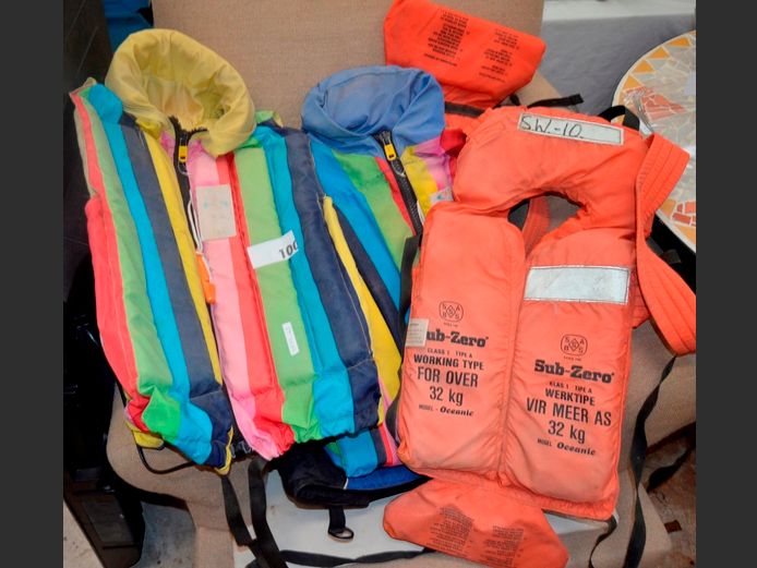 LOT: LIFE JACKETS